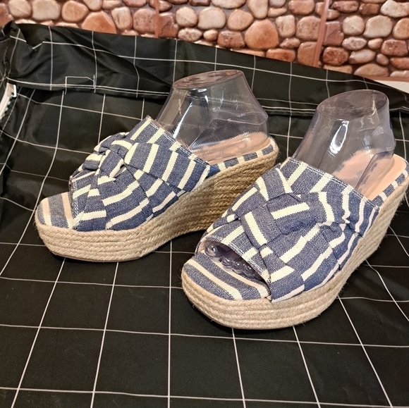 SUGAR Harlem Espadrille Wedge Sandal w/ Knot - Picture 2 of 7